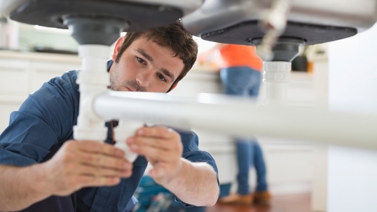 Signs of Impending Plumbing Issues in Historic Buildings